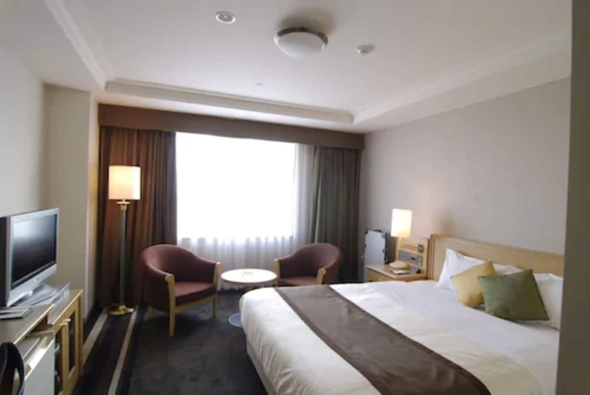 Keio Plaza Hotel Hachiōji Exteriör bild