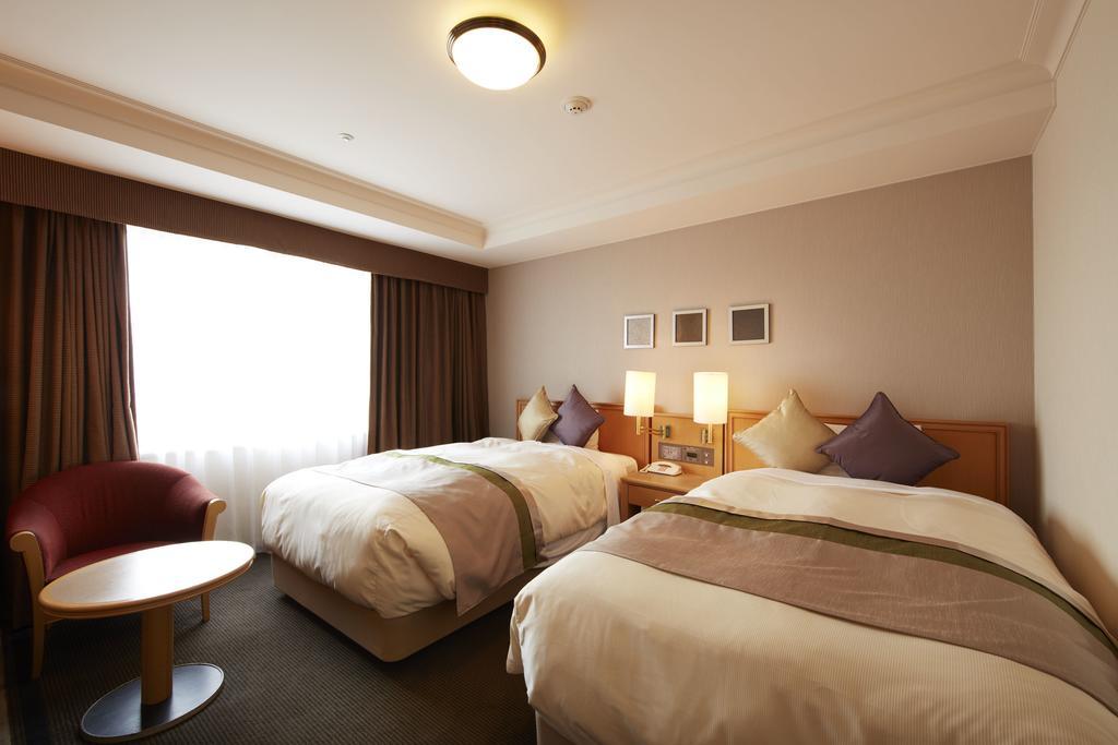 Keio Plaza Hotel Hachiōji Exteriör bild